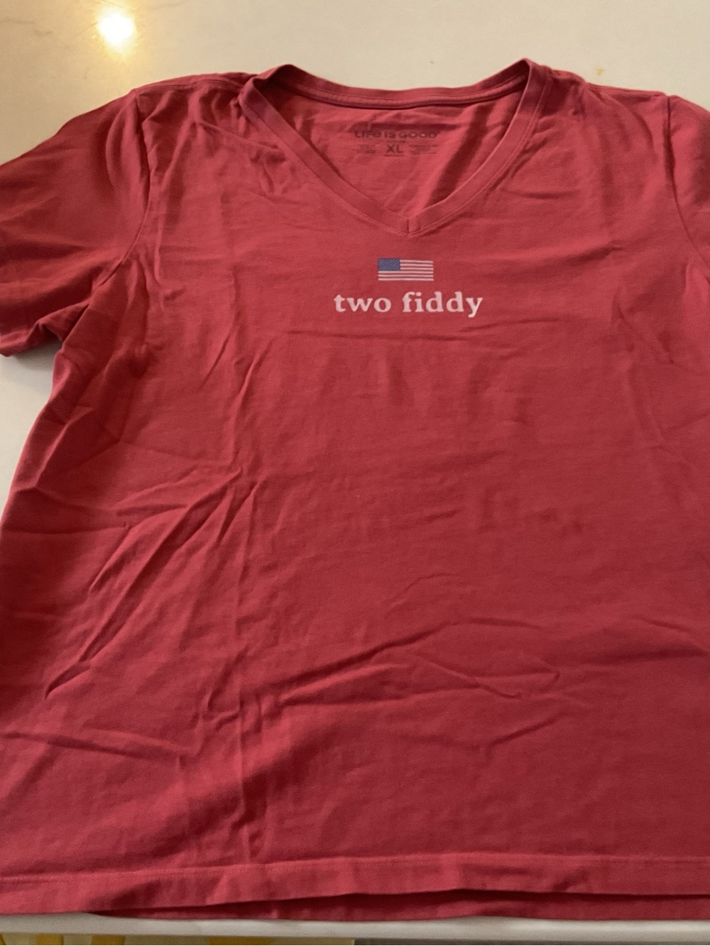 Life Is Good ‘Two Fiddy' V-Neck T-Shirt - Nantucket rec